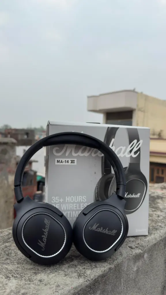 HEADPHONE